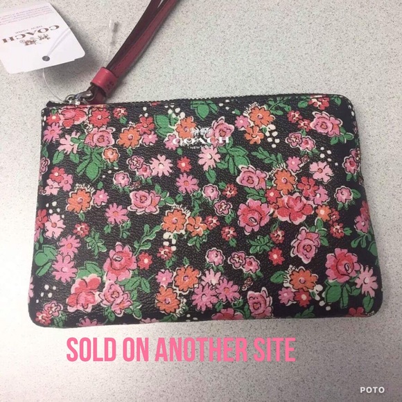Coach Handbags - Coach Corner Zip Wristlet in Posey Cluster Floral
